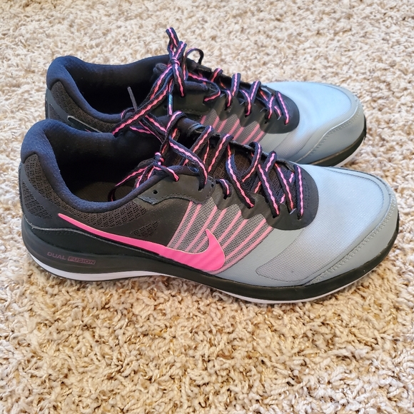 nike dual fusion x